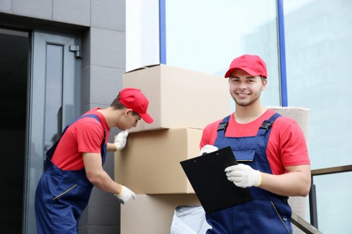 Moving help for Chelsea apartment and mews properties