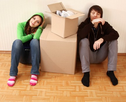 Chelsea flat removal van service with careful packing