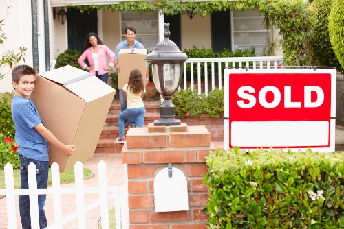 Secure and professional man and van Chelsea move in progress